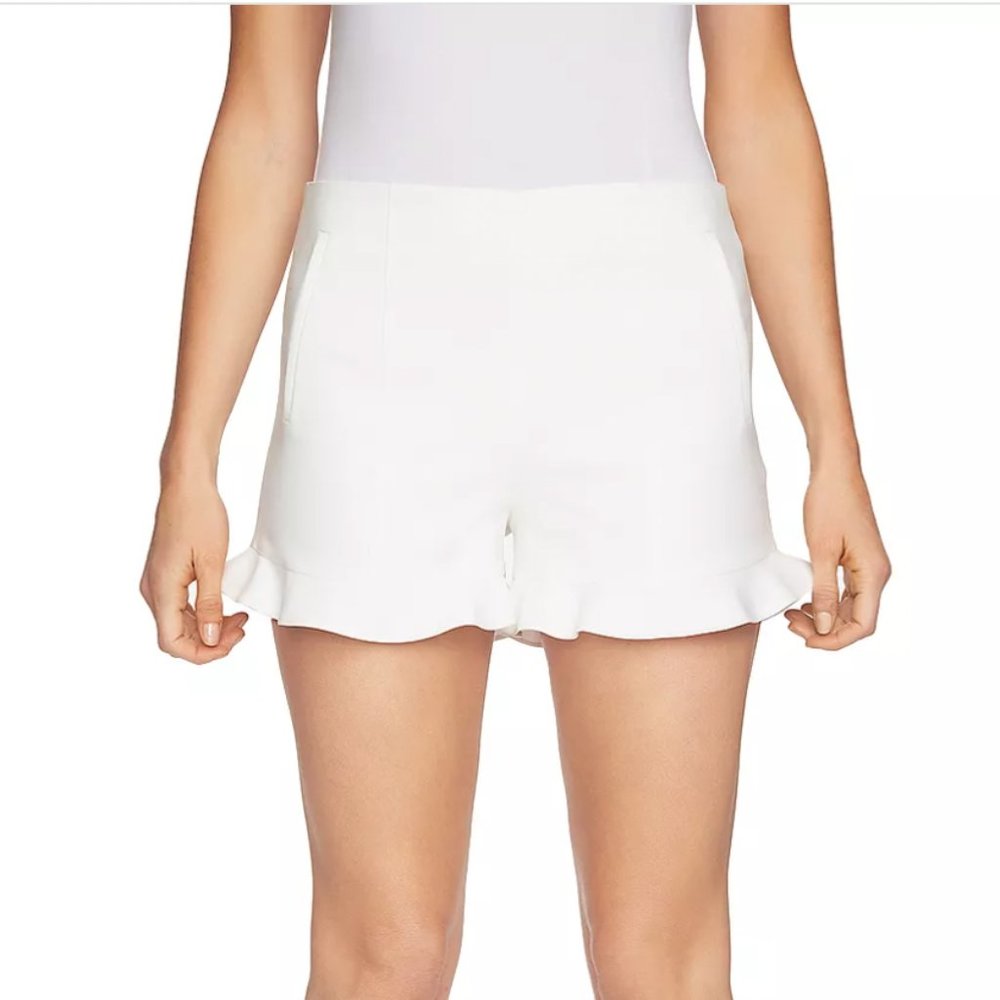 1.STATE RUFFLE HEM SHORTS
